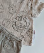 %100 Pamuklu Waffle Erkek Bebek Aslan Baskı ve Aplikeli Çıtçıtlı Tshirt & Patlı Düğmeli Şort Takım - Görsel 2